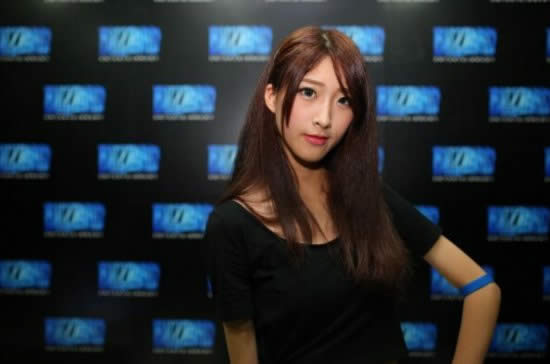 chinajoy��ѩshowgirl�ɷ� ����Ҳ����ѩ