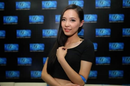 chinajoy��ѩshowgirl�ɷ� ����Ҳ����ѩ
